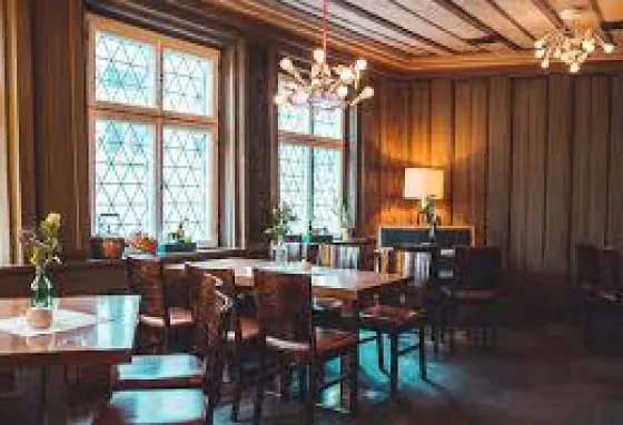 Innenansicht Café und Restaurant Nüsslein